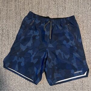 Men’s Patagonia Shorts Blue Camo Print Sz Small